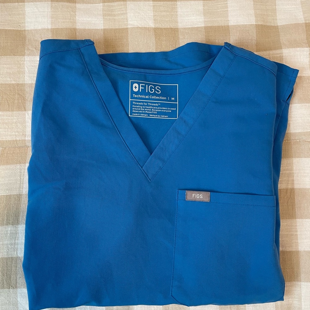 Figs Capri Blue Catarina Scrub Top